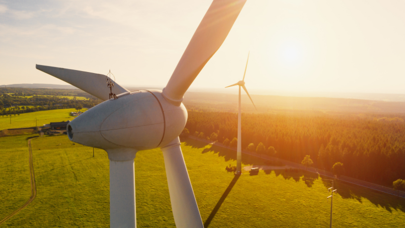 A integração de energias renováveis nas cidades exige planejamento inteligente e incentivos certos, como defende Fernando Trabach.