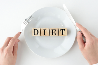 Alexandre Costa Pedrosa explica por que o efeito rebote torna 95% das dietas insustentáveis — e como romper esse ciclo.