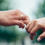 Ex-atriz da Globo Namora há 7 Anos e Revela por que Descarta Casamento: os Bastidores de uma História de Amor que Inspira