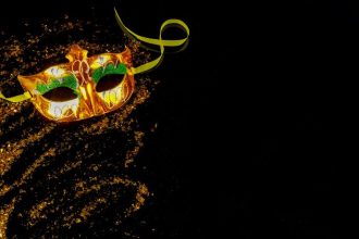 Rosas de Ouro e o impacto do rebaixamento: solidariedade de artistas e políticos reacende debate sobre o Carnaval de São Paulo