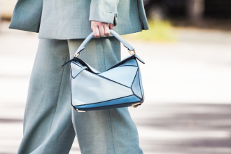 Tendências de moda para a próxima estação: o que as famosas estão usando e como adaptar ao seu estilo